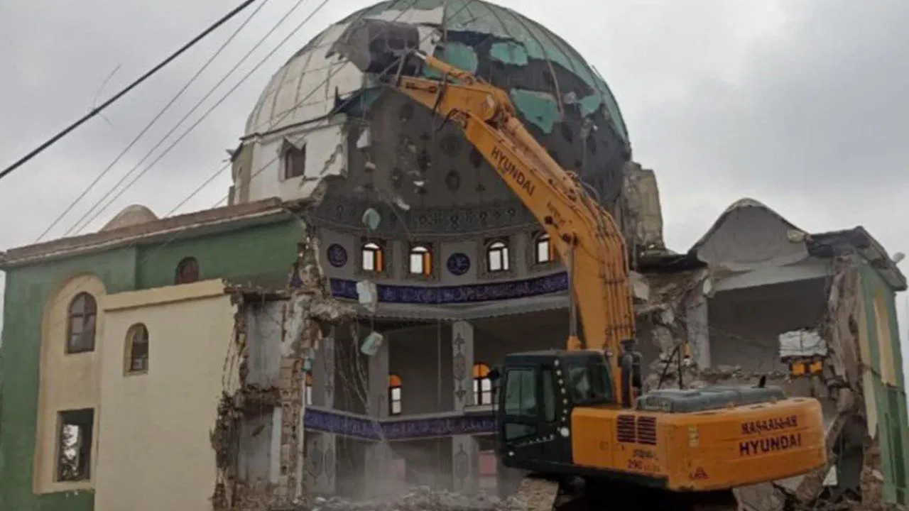 200 bin TL’ye satılık cami arsası