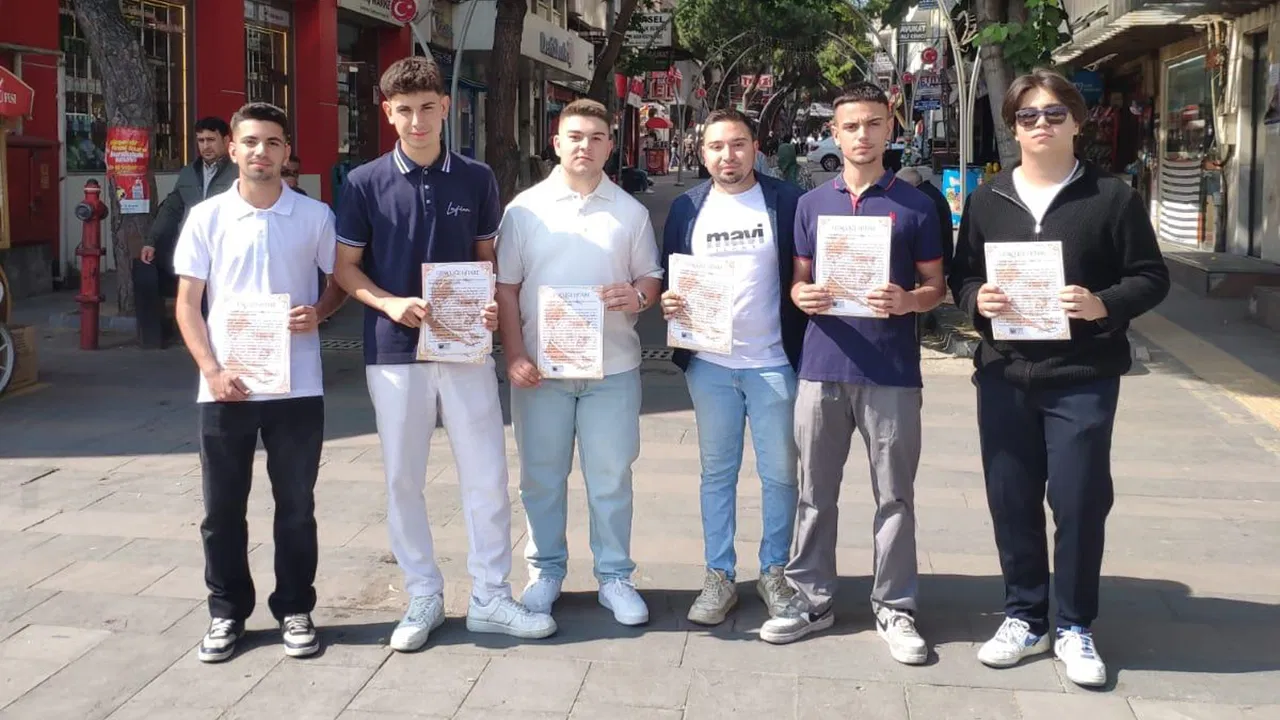 ADD Alaşehir’den Gençliğe Hitabe dağıtımı!