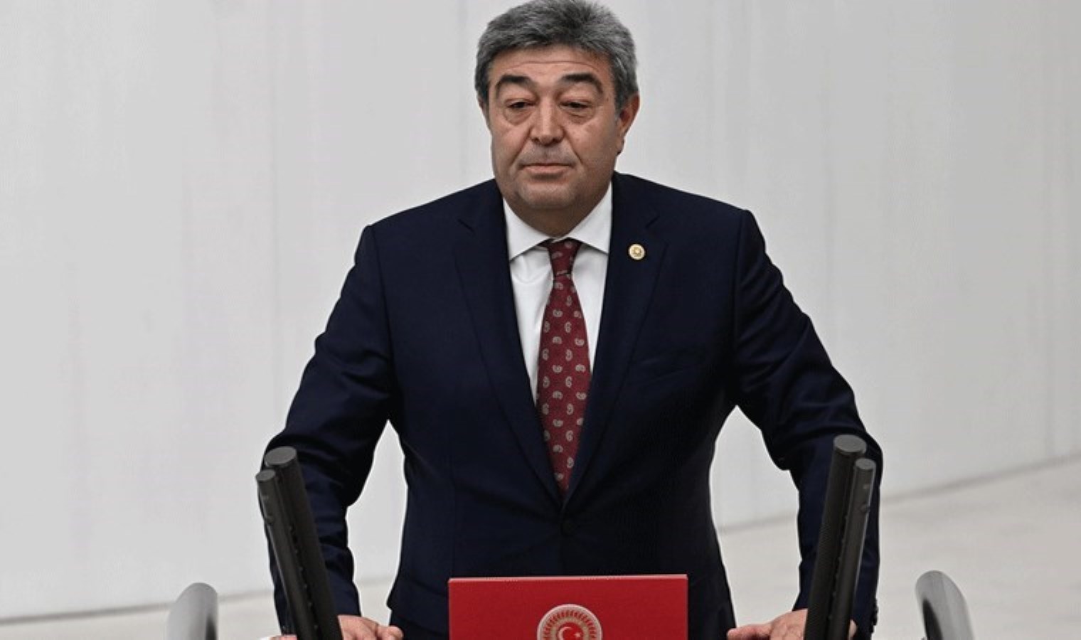 AKP’li milletvekili Dursun Ataş kaza geçirdi!