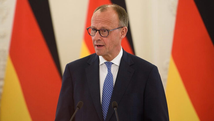 Almanya Başbakanı: Gazze’deki halkın çektiği acılar bizi dehşete düşürüyor