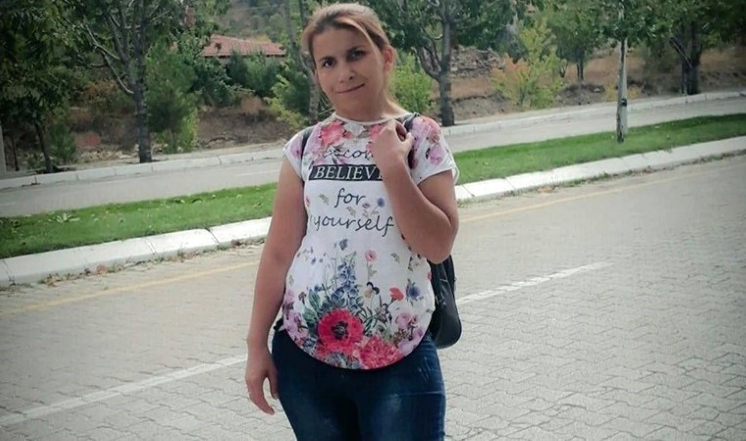 Antalya’da 2 çocuk annesi kazada öldü… Sürücü kaçtı!