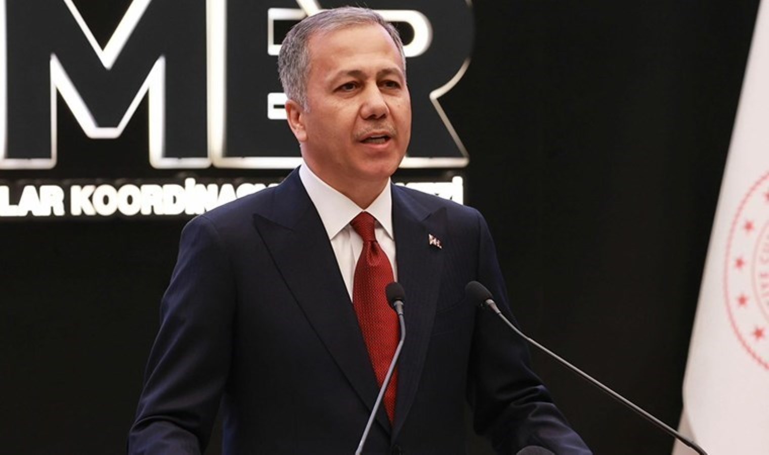 Bakan Yerlikaya duyurdu: İstanbul’da 15 ton bonzai ham maddesi ele geçirildi