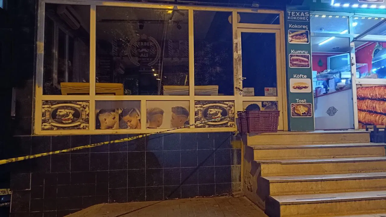 Berber dükkanına silahlı saldırı: Çırak hayatını kaybetti!