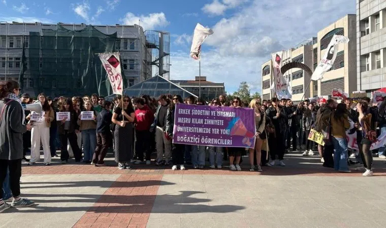 Boğaziçi Üniversitesi’nde tartışmalı isim protesto edildi: ‘Üniversitemizde istismarcılara yer yok’