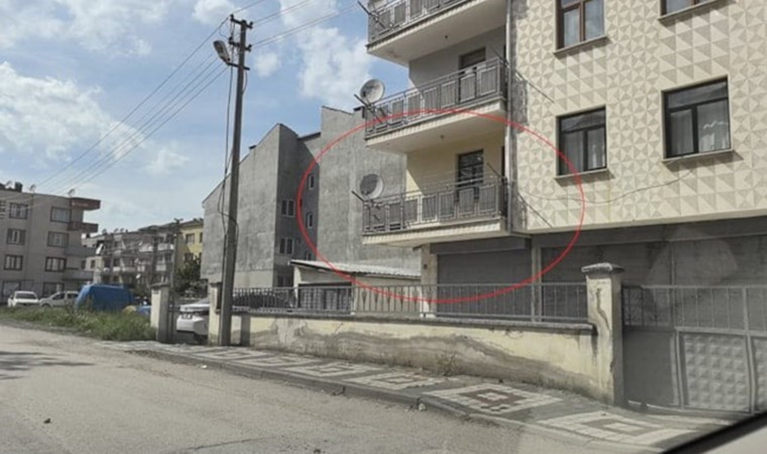 Bursa’da 6 yaşındaki çocuk balkondan düştü