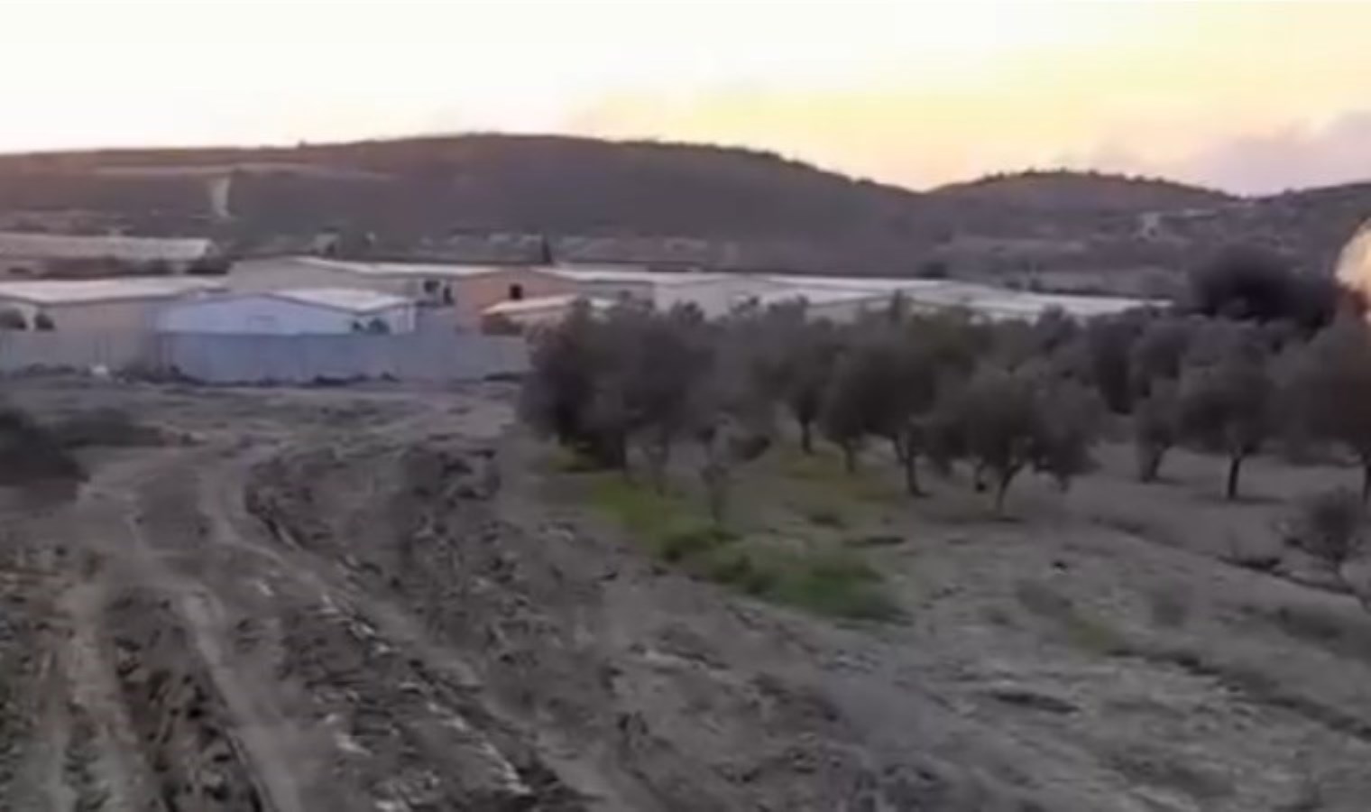 Çeşme’de kıyı işgali: ‘Burası nadir tarım alanlarından biri, yıkım kararı görmezden geliniyor’