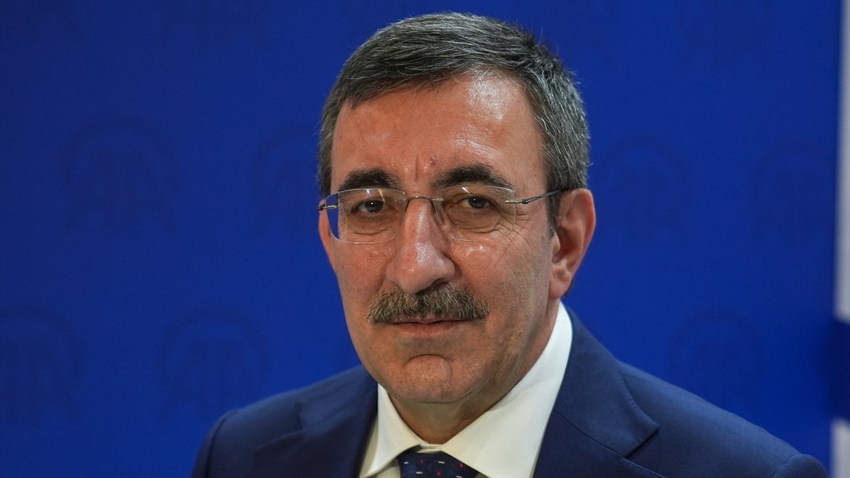 Cevdet Yılmaz: Dünya ekonomisi açısından en kötü durum belirsizlik