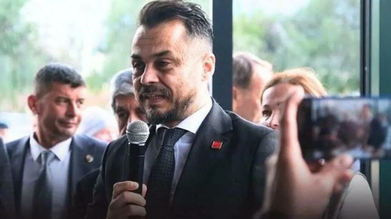 CHP’li başkana protokolde yer ayrılmadı: Alanı terk etti!