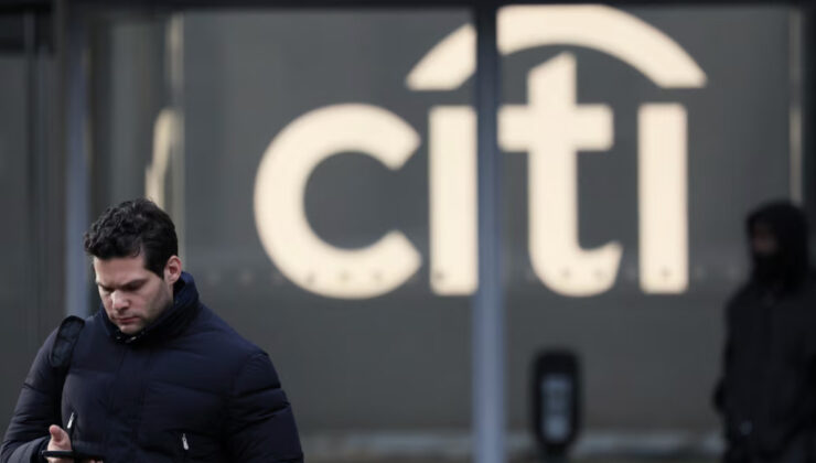 Citi, 3 ay sonrası için altın fiyatı tahminini artırdı