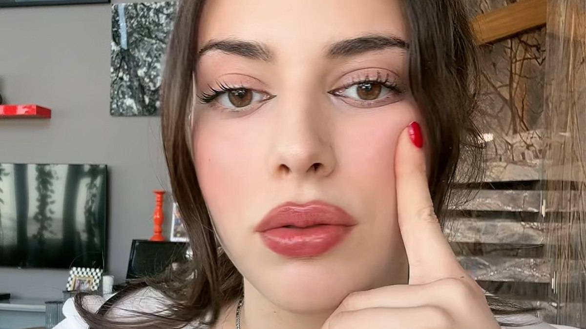 Defne Samyeli’nin kızı Derin’den dikkat çeken sözler