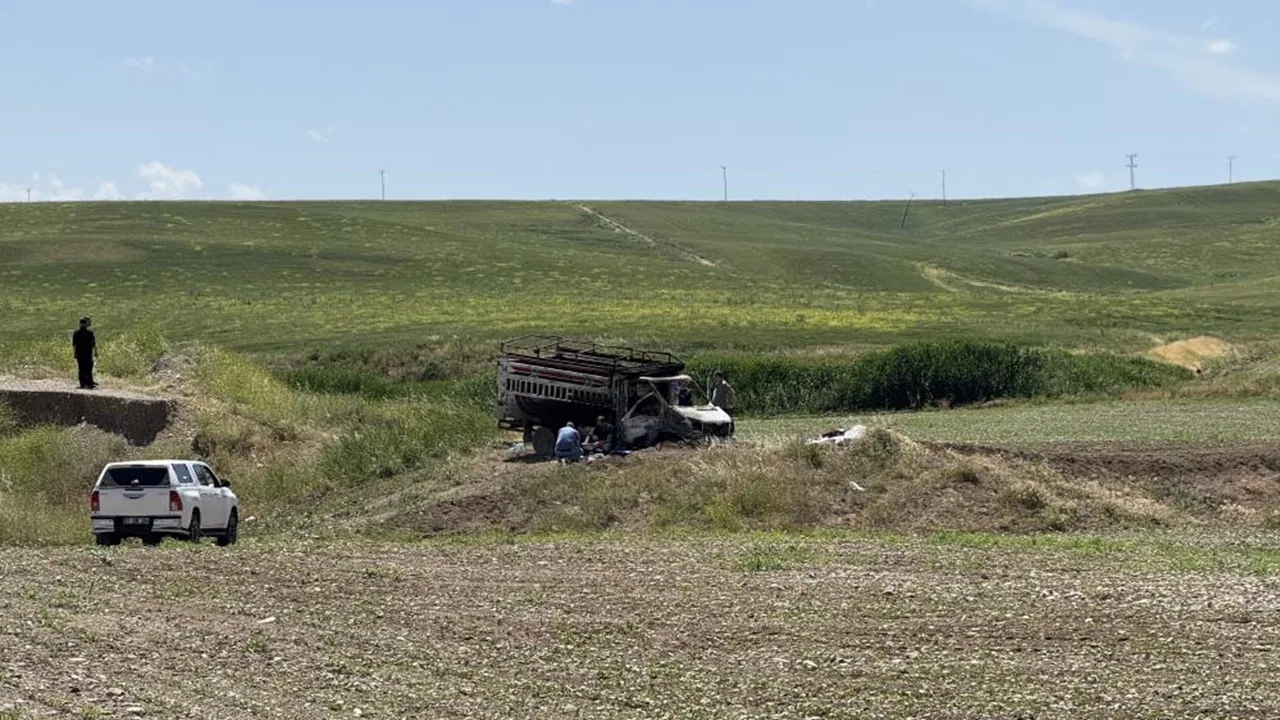 Diyarbakır’da sır olay: Baba ve oğlu yanmış halde bulundu