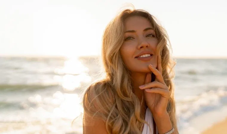 Doğanın gücüyle ışıl ışıl saçlara sahip olun: Saç rengini açan 6 doğal yöntem