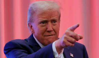 Donald Trump: Putin ateşle oynuyor