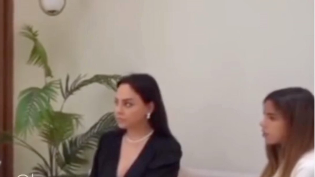 Ebru Gündeş’in 14 yaşındaki kızı Alara yıllar sonra görüntülendi