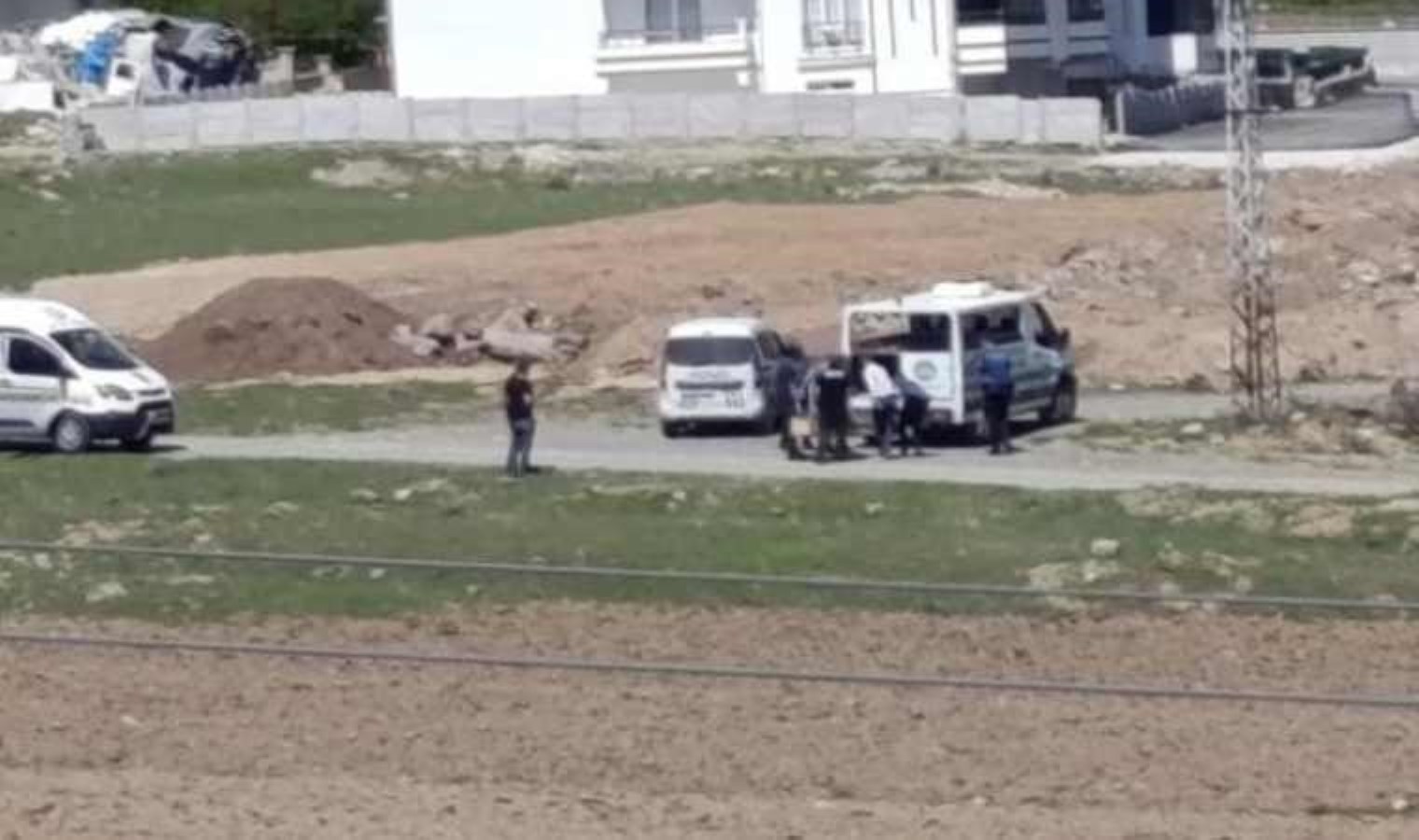 Elazığ’da bir kişi boş arazide ölü bulundu