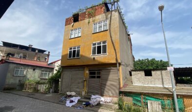 Evde yangın paniği! Ağır yaralandı: Benzin ve kibrit bulundu!