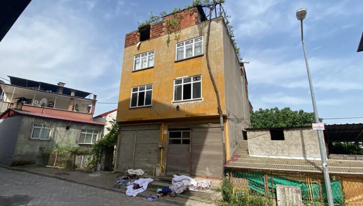 Evde yangın paniği! Ağır yaralandı: Benzin ve kibrit bulundu!