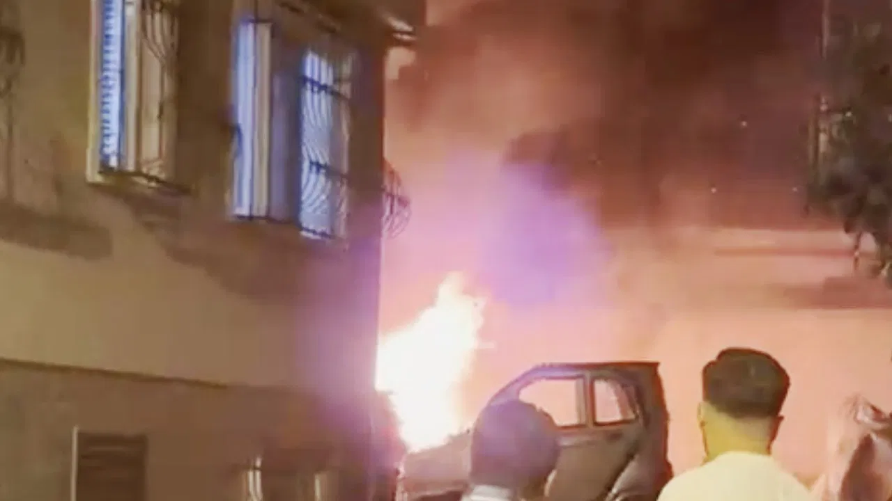 Fatih’te bir kişi eşini tehdit etti, kayınbiraderinin de aracını yaktı