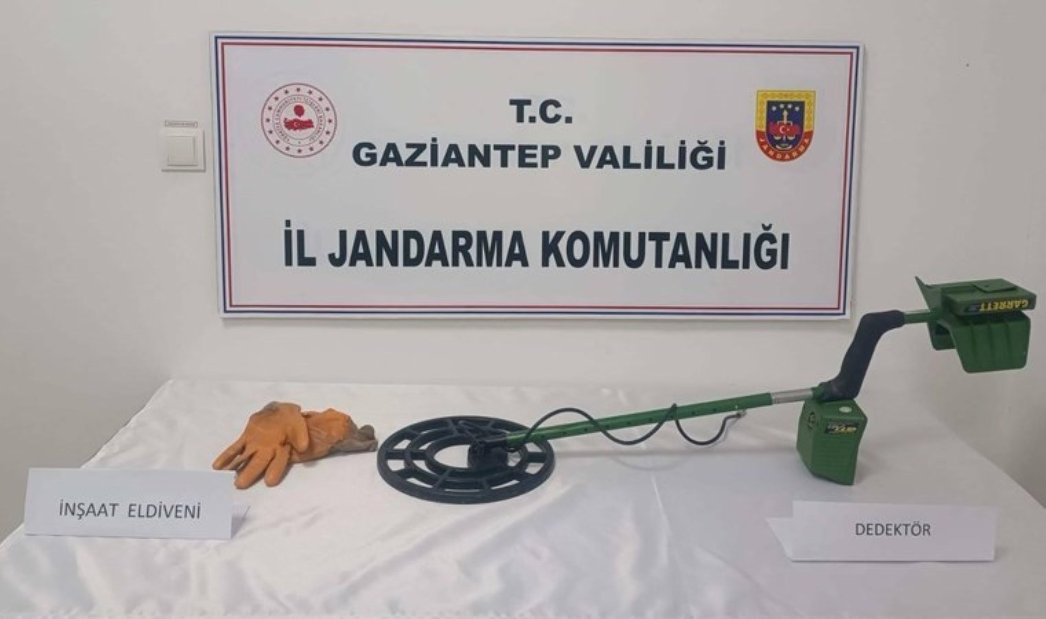 Gaziantep’te ‘kaçak kazıya’ suçüstü: 3 şahıs yakalandı