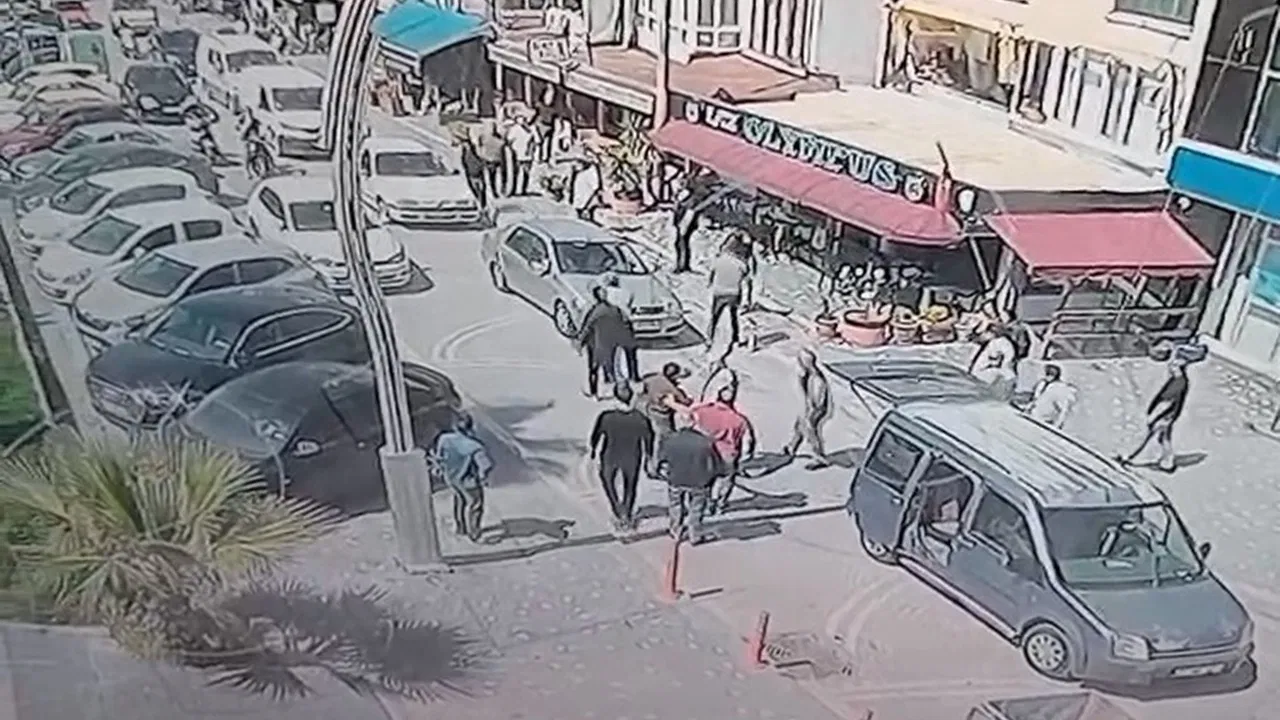 Genç kadını kaçırmak isteyen 4 kişi tutuklandı