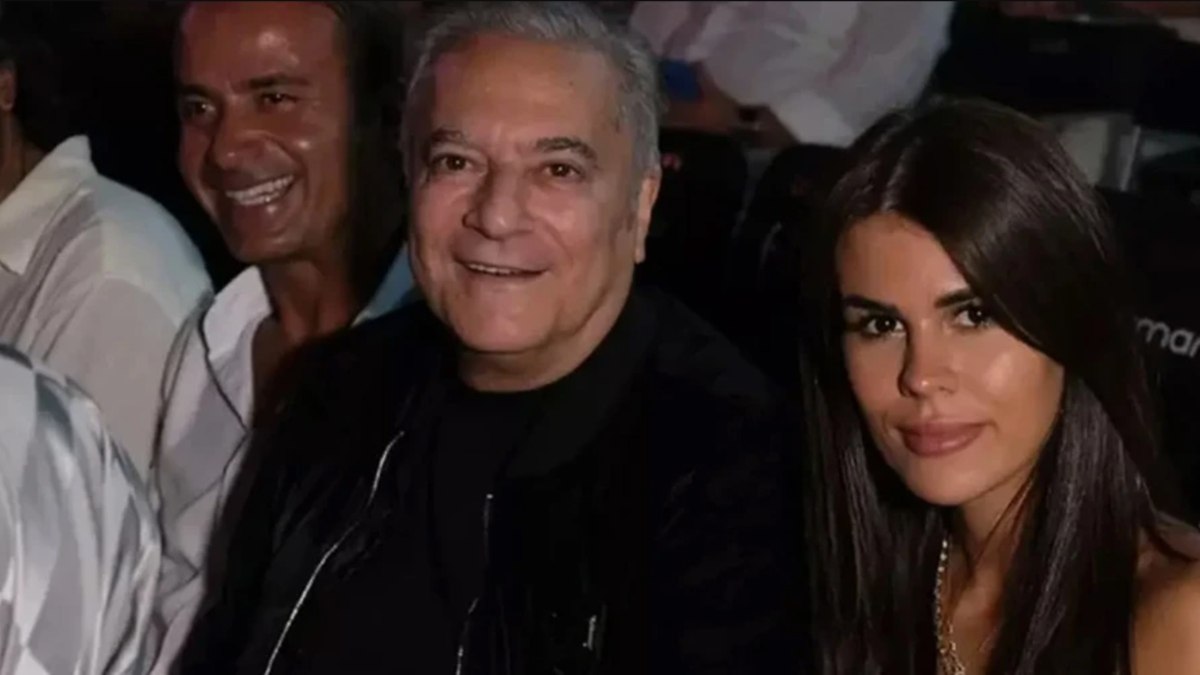 Genç sevgilisine dava açmıştı! Ünlü şovmen Mehmet Ali Erbil ağladı