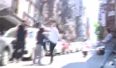 Güngören’de gazetecilere tekme tokat saldırı: 2 kişi gözaltına alındı