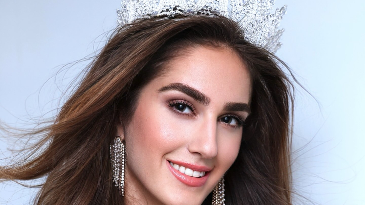 Güzelliğiyle tartışma yaratmıştı! İdil Bilgen, Hindistan’a gitti