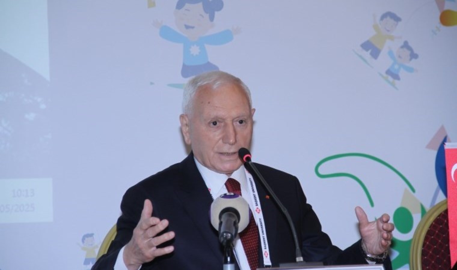 Haberal’dan Türkçe’ye sahip çıkma çağrısı: Dili korumakla vatanı korumak eşdeğerdir