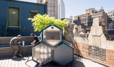 Havadan benzin üreten makine geliştirildi