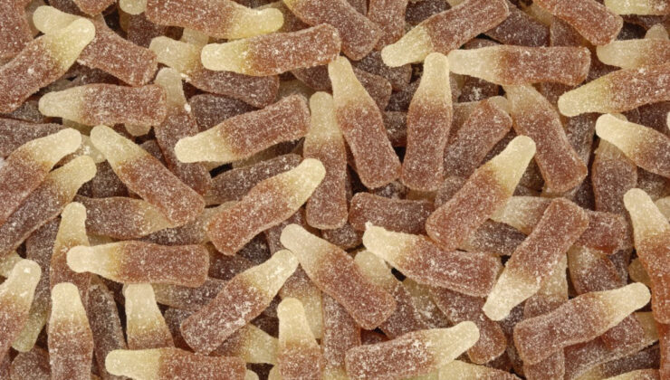 Hollanda’da jelibon paketinden esrar çıktı