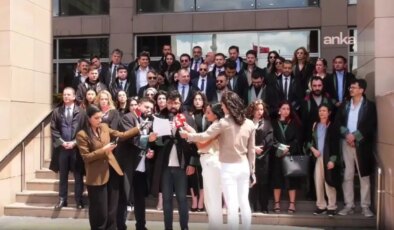 İBB soruşturması avukatlarından adliye önünde eylem: ‘Soruşturma şeffaf yürütülmeli’