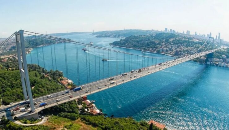 İstanbul Boğazı’nda gemi trafiği çift yönlü kapatıldı