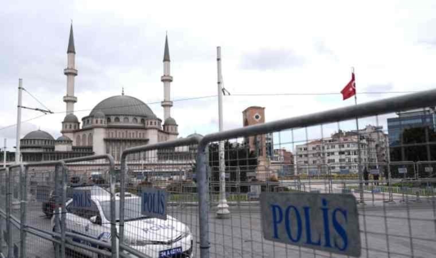 İstanbul Valiliği 1 Mayıs eylemlerinde gözaltı sayısını açıkladı