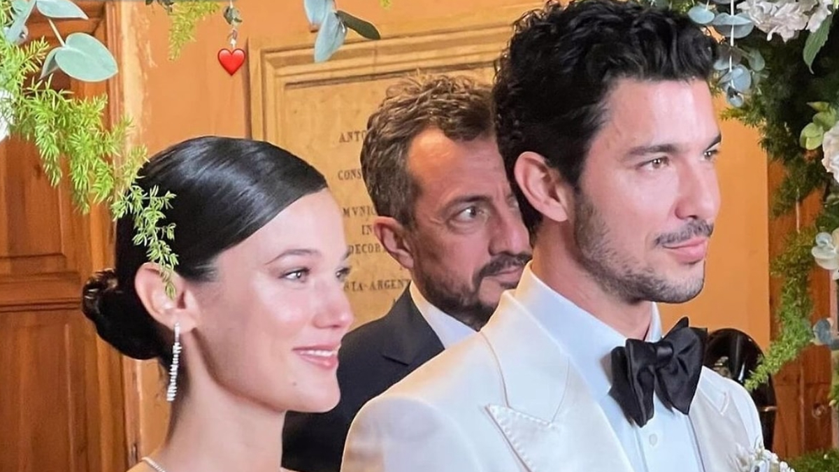 Kaan Yıldırım’ın Anneler Günü paylaşımı! İlk karede eşi Pınar Deniz ve oğlu var