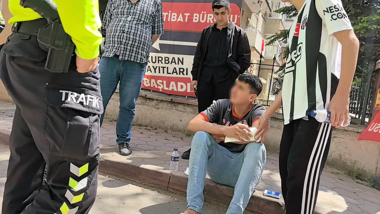 Kaldırımda yürürken saldırıya uğradı: Yaralandı!