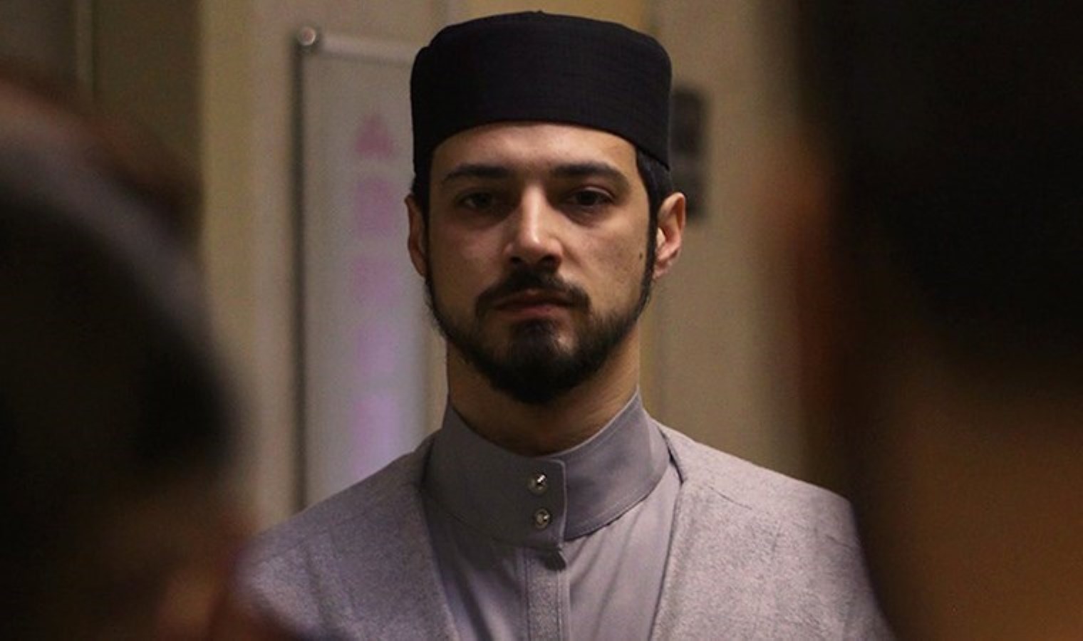 Kızıl Goncalar final yaptı, Mert Yazıcıoğlu imaj değiştirdi