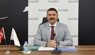 Merkeze çekilen eski Tunceli Valisi Bülent Tekbıyıkoğlu kentten ayrıldı