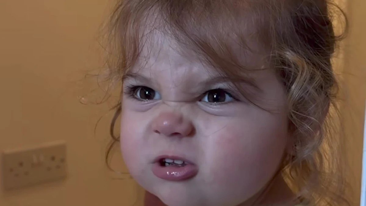 “My Arkadaş” Diyen Minik Sophia Trabzonspor Maçında: Seromoniye Çıktı