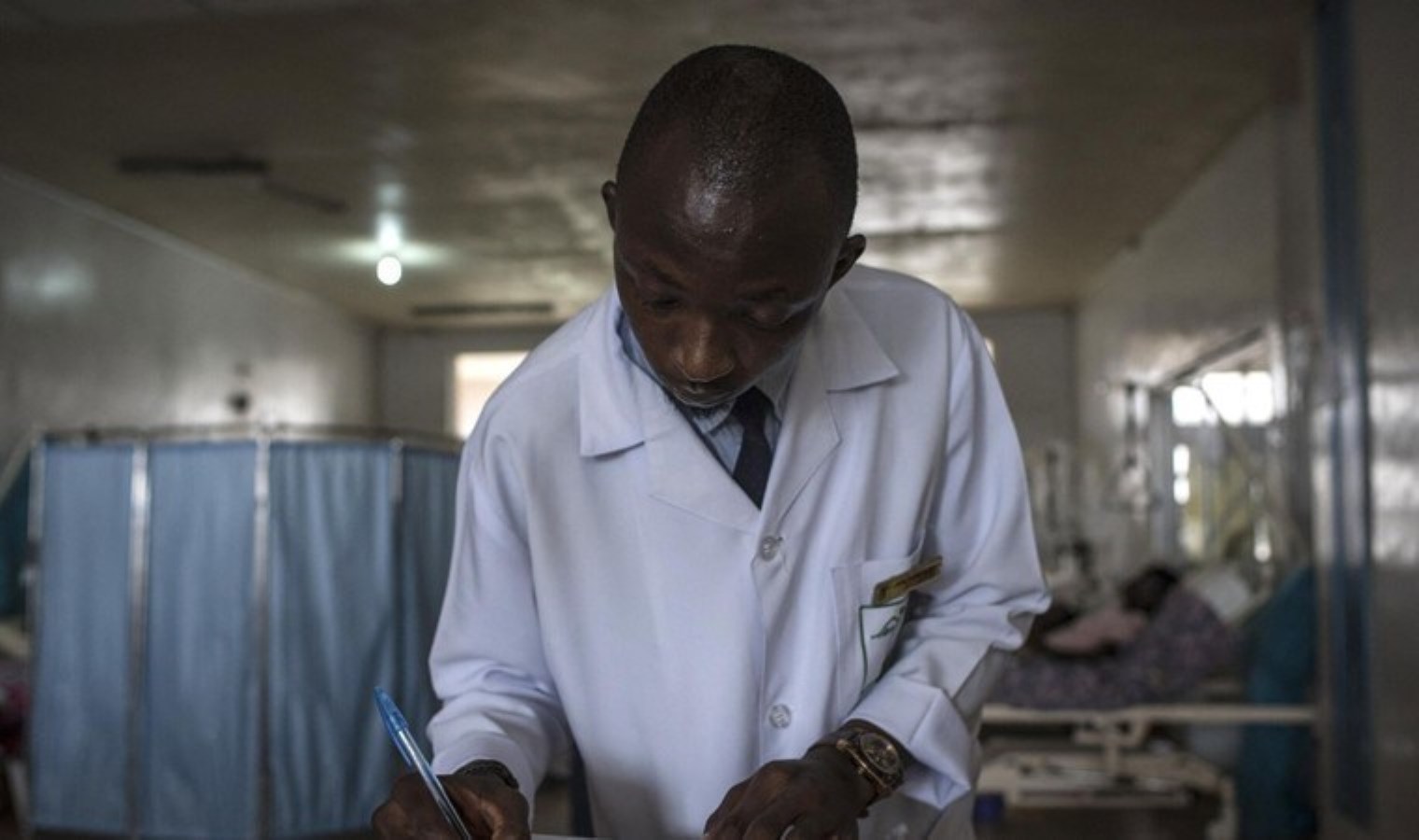 Nijerya’da doktorlar 3 günlük greve gitti