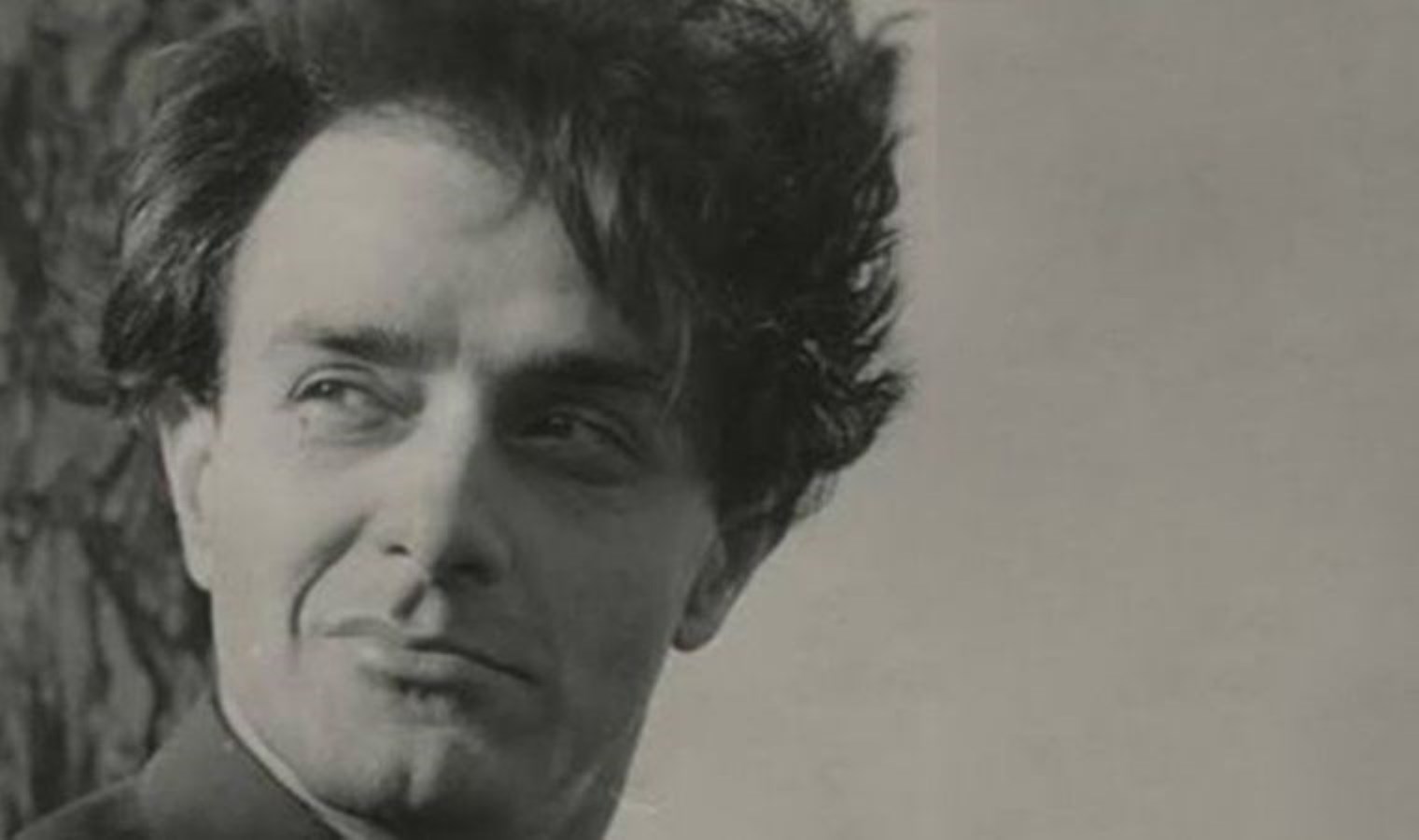 “O mahur beste çalar Müjgan’la ben ağlaşırız”