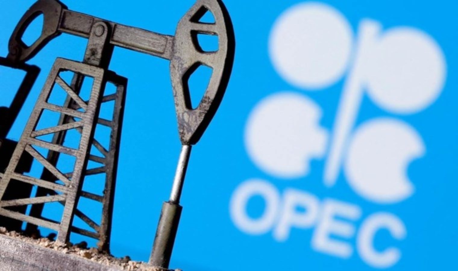 OPEC üyesi 8 ülke üretim artışı planını hızlandırdı