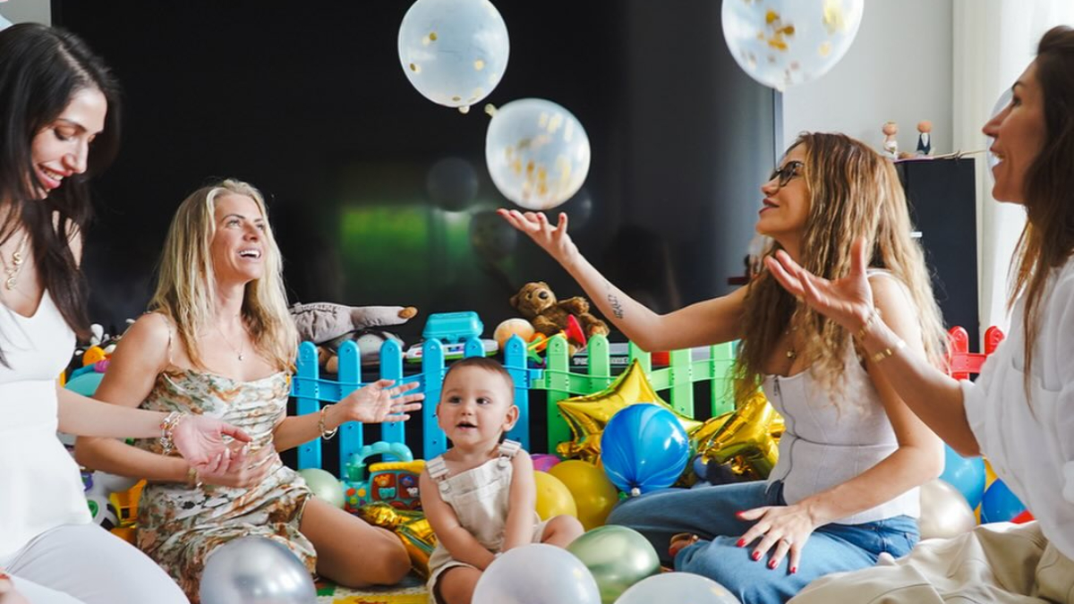 Oyuncu Ahmet Kural ve Çağla Gizem Şahin’in mutlu günü! Oğulları Kemal bebek 1 yaşına girdi