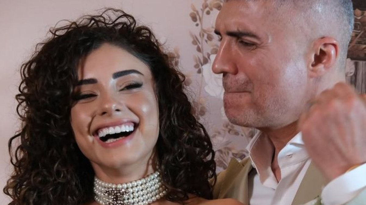 Özcan Deniz’den göndermeli bir mesaj daha geldi