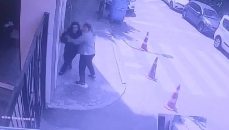 Özel okulda dehşet… Tuvalette arkadaşını bıçakladı!