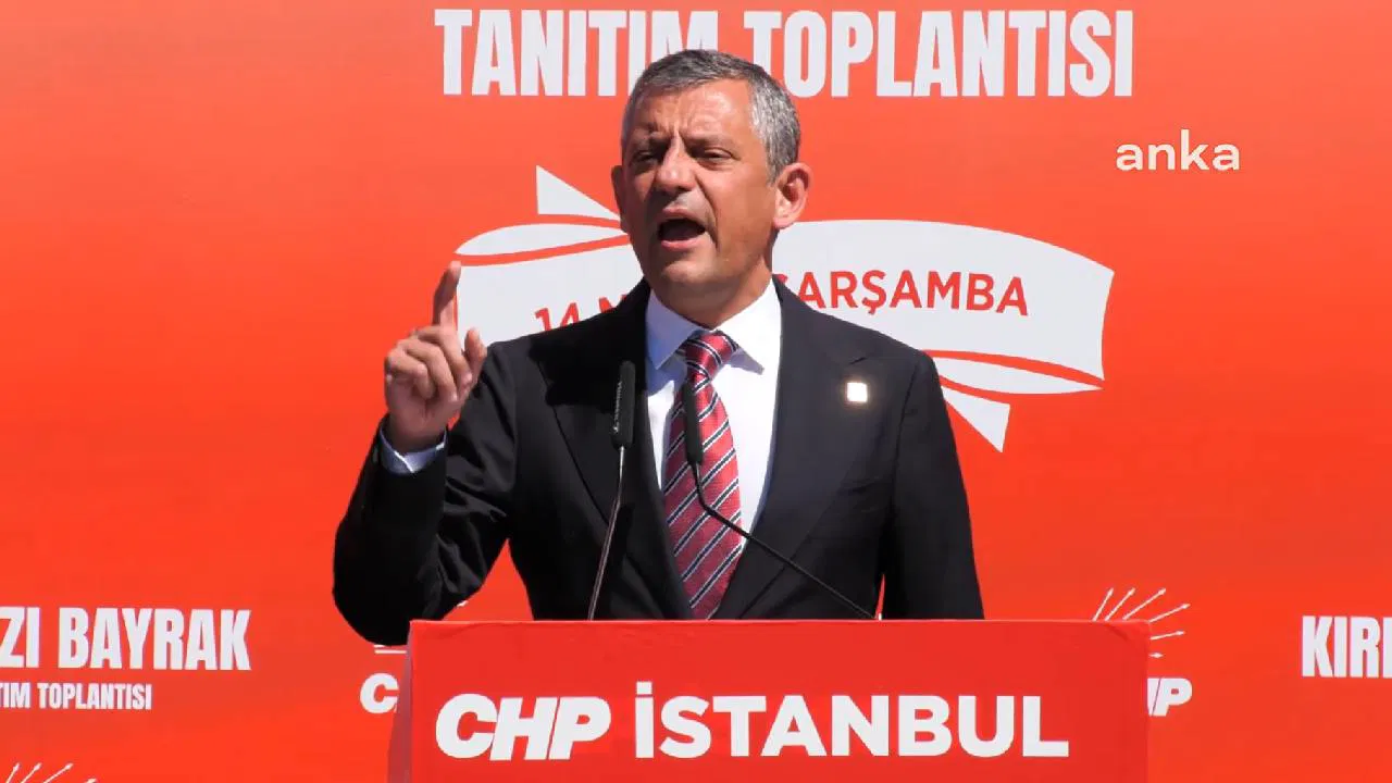 Özgür Özel’den Erdoğan’a… ‘Aklı sıra Bahçeli’ye teşekkür, bize takdir verecek’