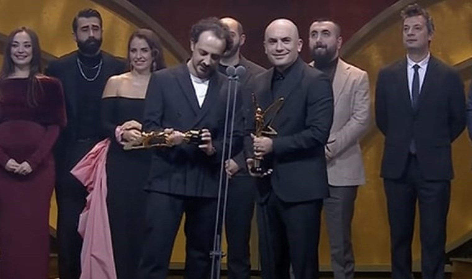 Prens dizisinin yapım şirketi ile Max platformu arasında gala krizi!