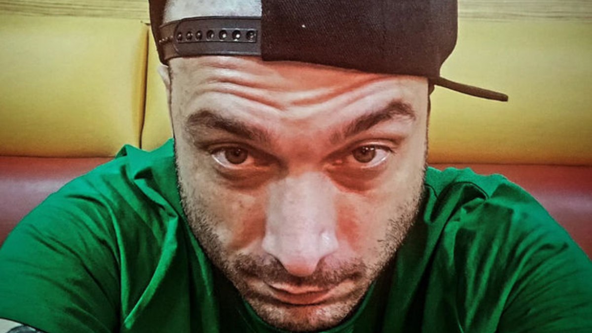 Sansar Salvo için gözaltı kararı