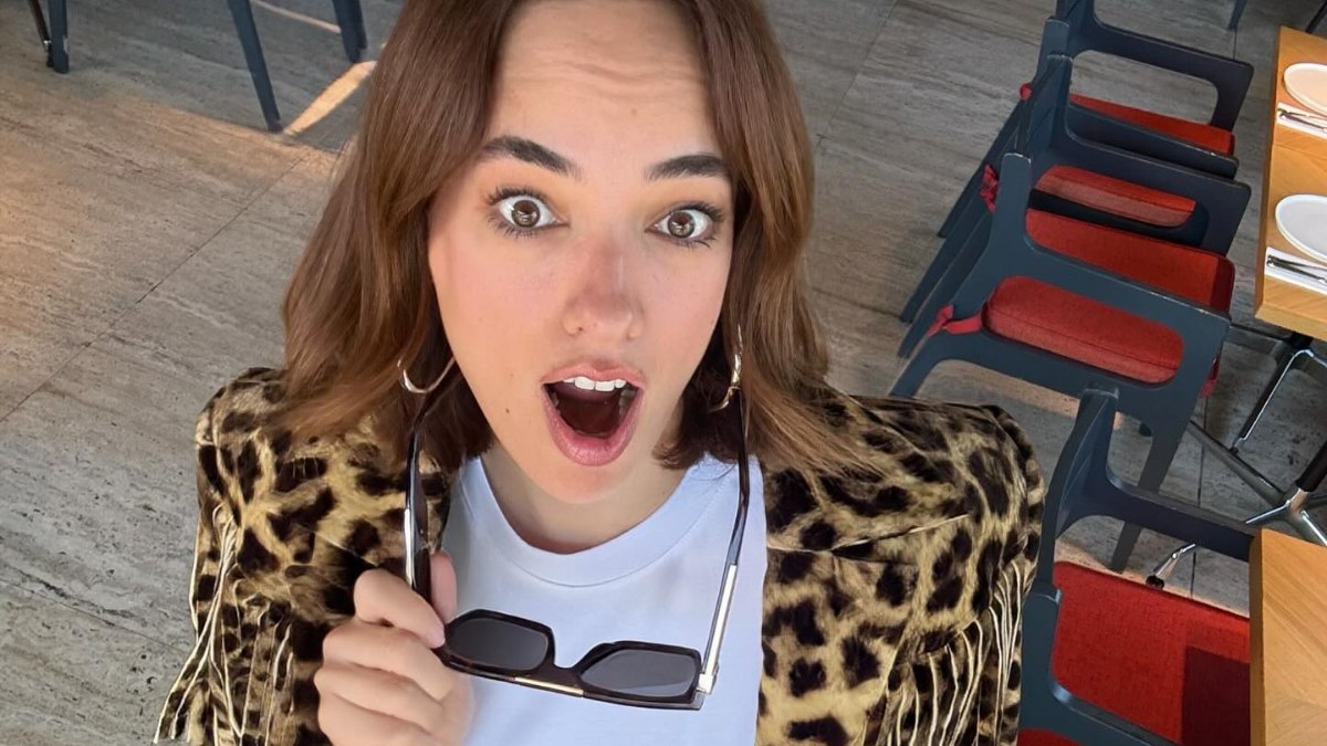 Seda Bakan, yeni projesi için imaj yeniledi! Yeni saçları dikkat çekti