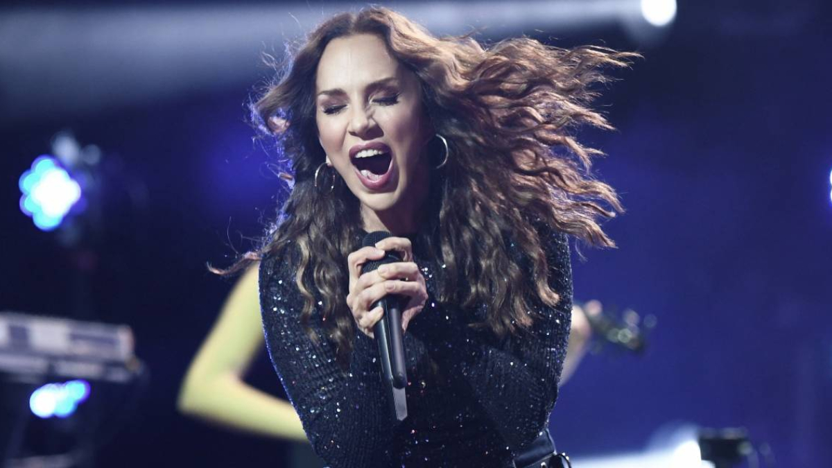 Sertab Erener’den ‘zıplamayan Tayyipçi’ diyenlere destek