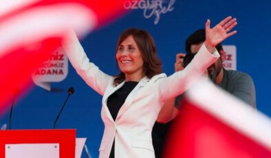 Seyhan Belediye Başkanı Oya Tekin kimdir? Oya Tekin neden gözaltına alındı?